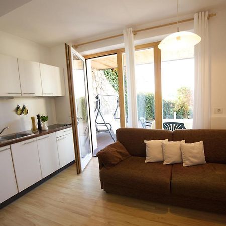Panorama Residence Schlossblick - Apartments Erdgeschoss โรเดงโก ภายนอก รูปภาพ